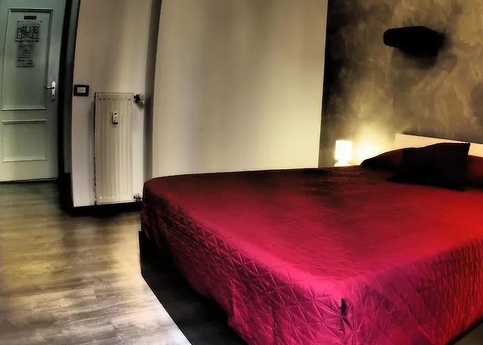 Enzo Luxury Casa de hóspedes 3*
